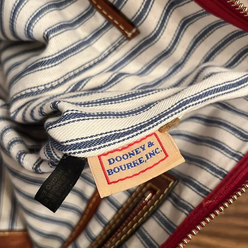 Dooney &‎ Bourke Wayfarer Zip Tote